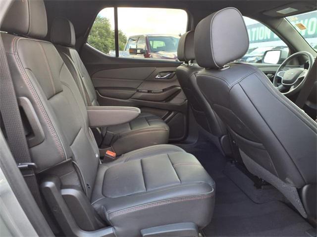 used 2023 Chevrolet Traverse car, priced at $39,900
