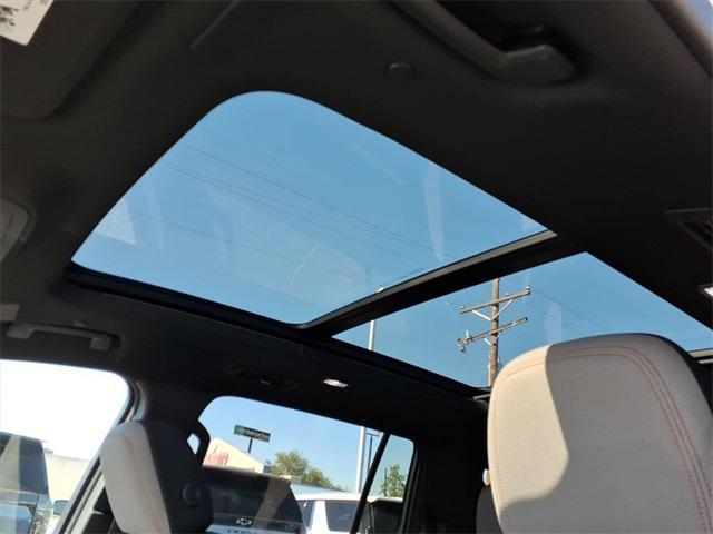 new 2026 Chevrolet Traverse car, priced at $48,340