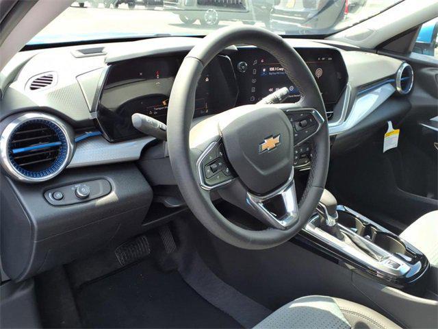 new 2025 Chevrolet Trax car, priced at $25,355