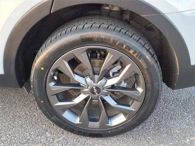 used 2022 Kia Sorento car, priced at $27,595