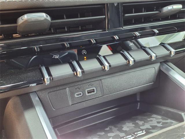 new 2025 Chevrolet Colorado car, priced at $42,160