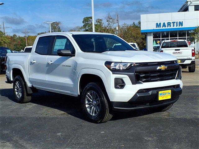 new 2024 Chevrolet Colorado car, priced at $35,470