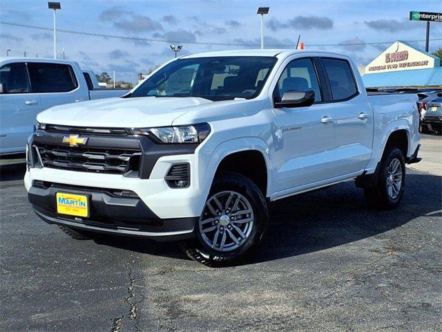 new 2024 Chevrolet Colorado car, priced at $38,470