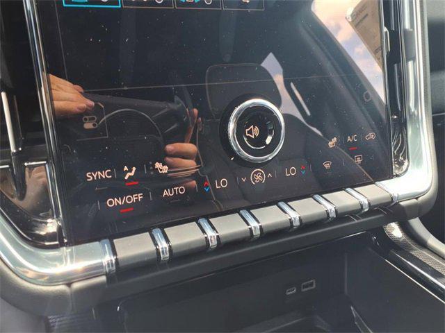 new 2025 GMC Yukon XL car, priced at $77,278