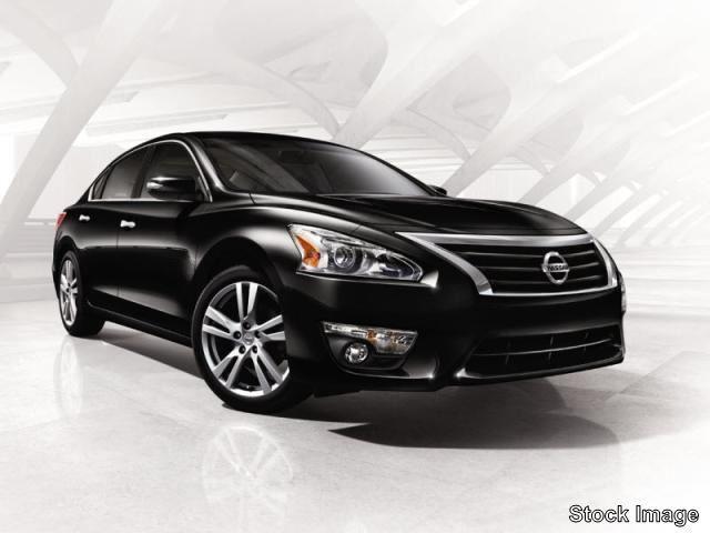 used 2014 Nissan Altima car