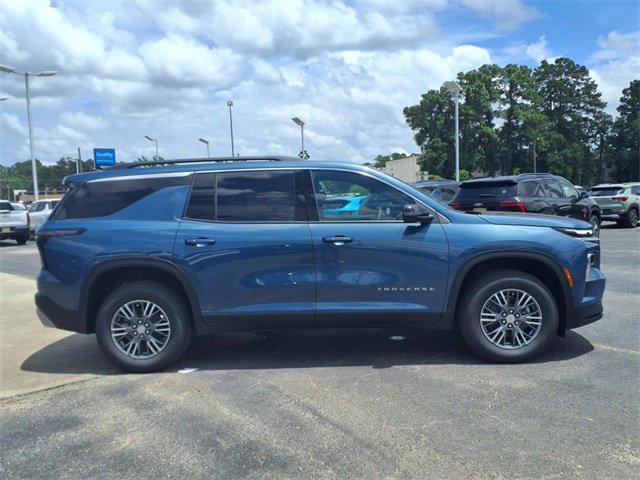 new 2025 Chevrolet Traverse car, priced at $41,693