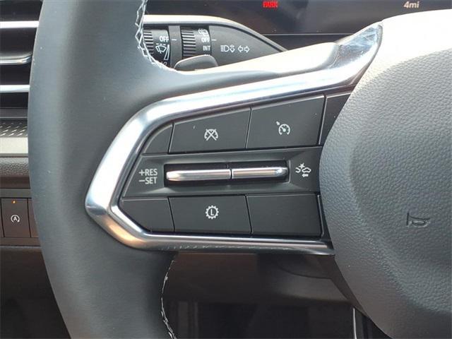 new 2026 Chevrolet Traverse car, priced at $51,014