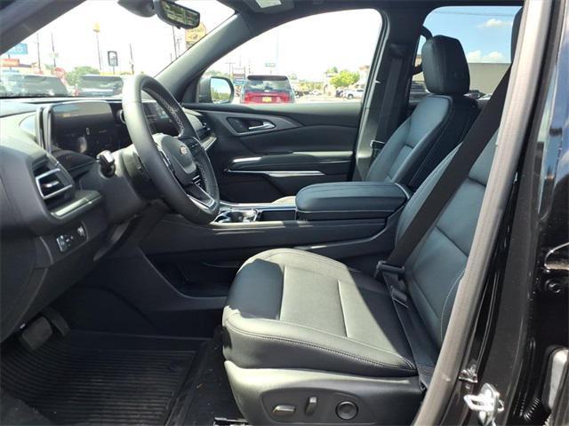 new 2026 Chevrolet Traverse car, priced at $51,014