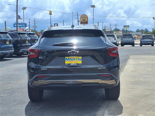 new 2025 Chevrolet Trax car, priced at $24,913