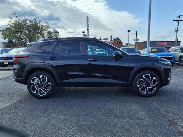 new 2025 Chevrolet Trax car, priced at $25,585