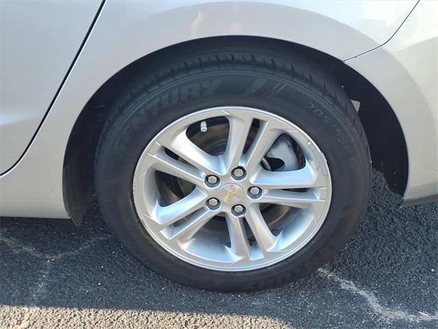 used 2017 Chevrolet Cruze car