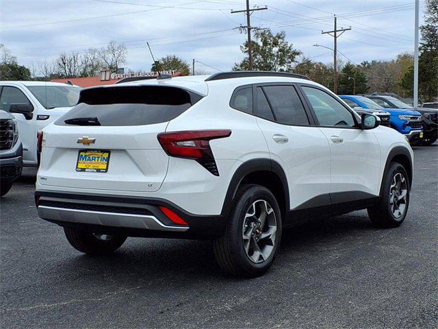 new 2025 Chevrolet Trax car, priced at $24,084