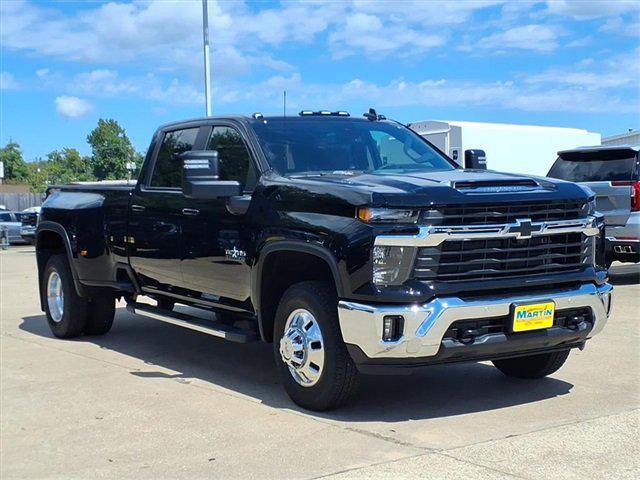 new 2026 Chevrolet Silverado 3500 car, priced at $70,939