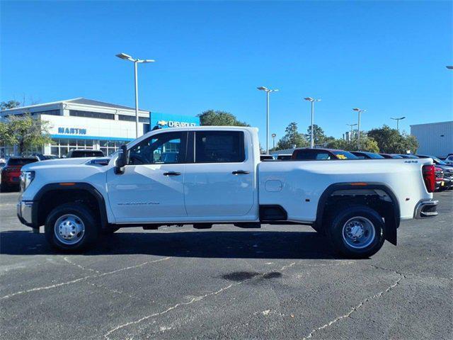 new 2025 GMC Sierra 3500 car, priced at $70,455