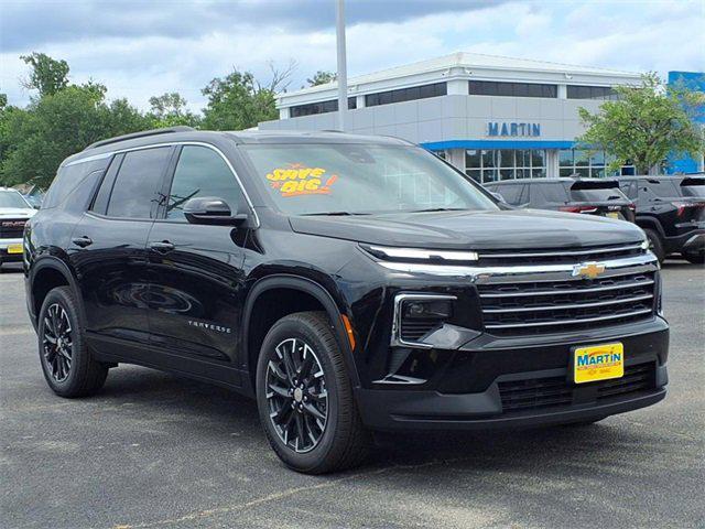 new 2025 Chevrolet Traverse car, priced at $43,695