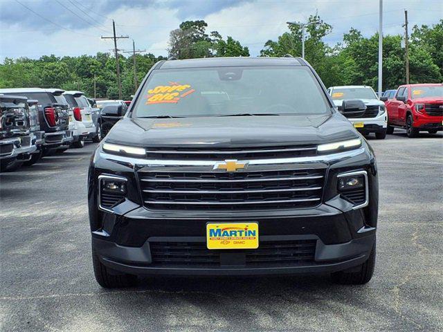 new 2025 Chevrolet Traverse car, priced at $43,695