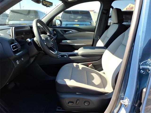 new 2026 Chevrolet Traverse car, priced at $45,019