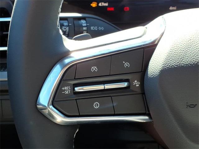 new 2026 Chevrolet Traverse car, priced at $45,019