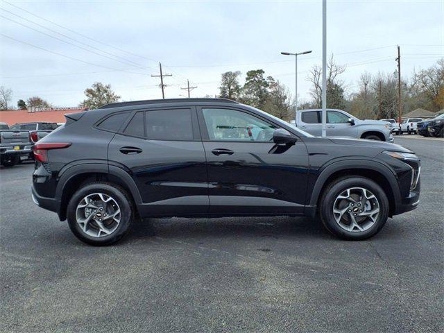 new 2025 Chevrolet Trax car, priced at $24,160