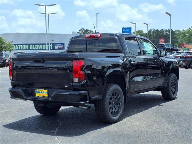 new 2025 Chevrolet Colorado car, priced at $35,135