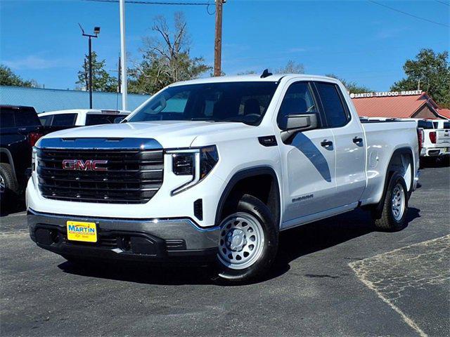 new 2025 GMC Sierra 1500 car, priced at $43,545