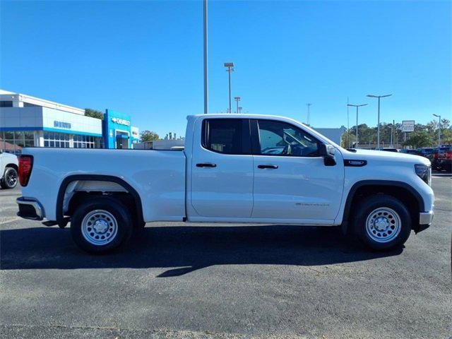 new 2025 GMC Sierra 1500 car, priced at $43,545