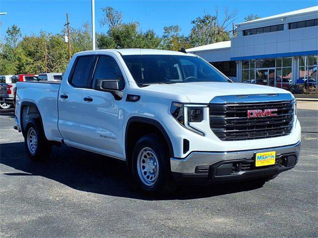 new 2025 GMC Sierra 1500 car, priced at $43,545