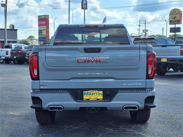 new 2025 GMC Sierra 1500 car, priced at $72,555