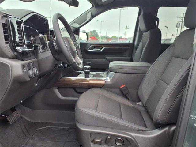 new 2025 Chevrolet Silverado 1500 car, priced at $49,880