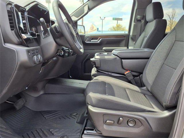 new 2025 Chevrolet Silverado 1500 car, priced at $53,535