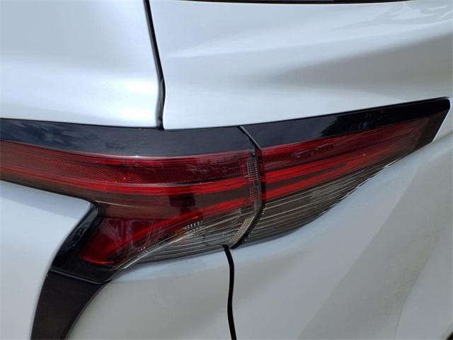 used 2025 Toyota Sienna car