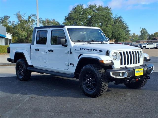 used 2023 Jeep Gladiator car, priced at $36,610