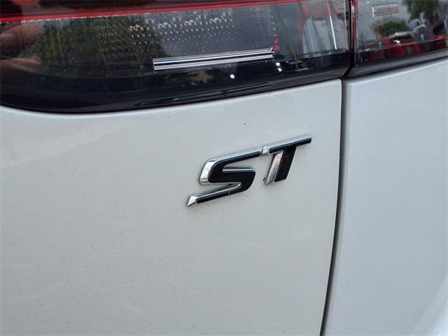 used 2023 Buick Envision car