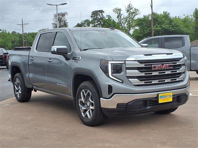 new 2025 GMC Sierra 1500 car, priced at $48,640
