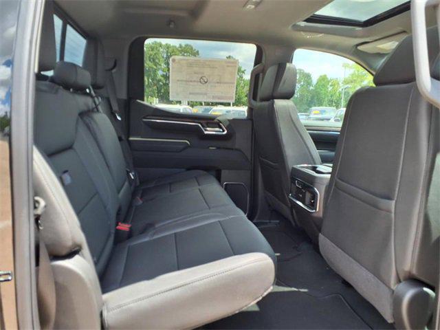 new 2025 GMC Sierra 1500 car, priced at $58,923