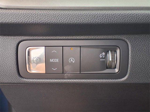 new 2025 Chevrolet Traverse car, priced at $41,443