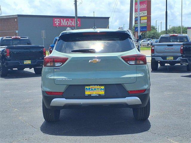 new 2026 Chevrolet TrailBlazer car, priced at $27,653