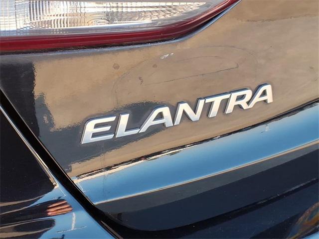 used 2018 Hyundai Elantra car