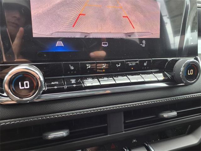 used 2025 Chevrolet Colorado car, priced at $32,644