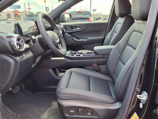 new 2026 Chevrolet Equinox car, priced at $32,045