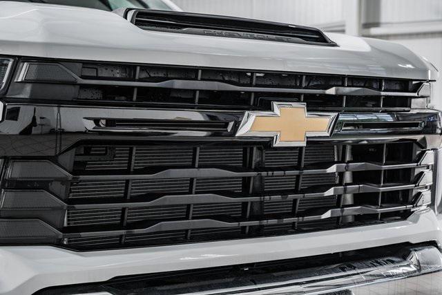 new 2025 Chevrolet Silverado 3500 car, priced at $55,988