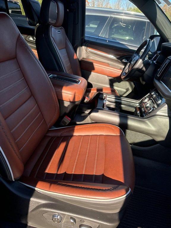 used 2024 GMC Yukon car, priced at $81,999