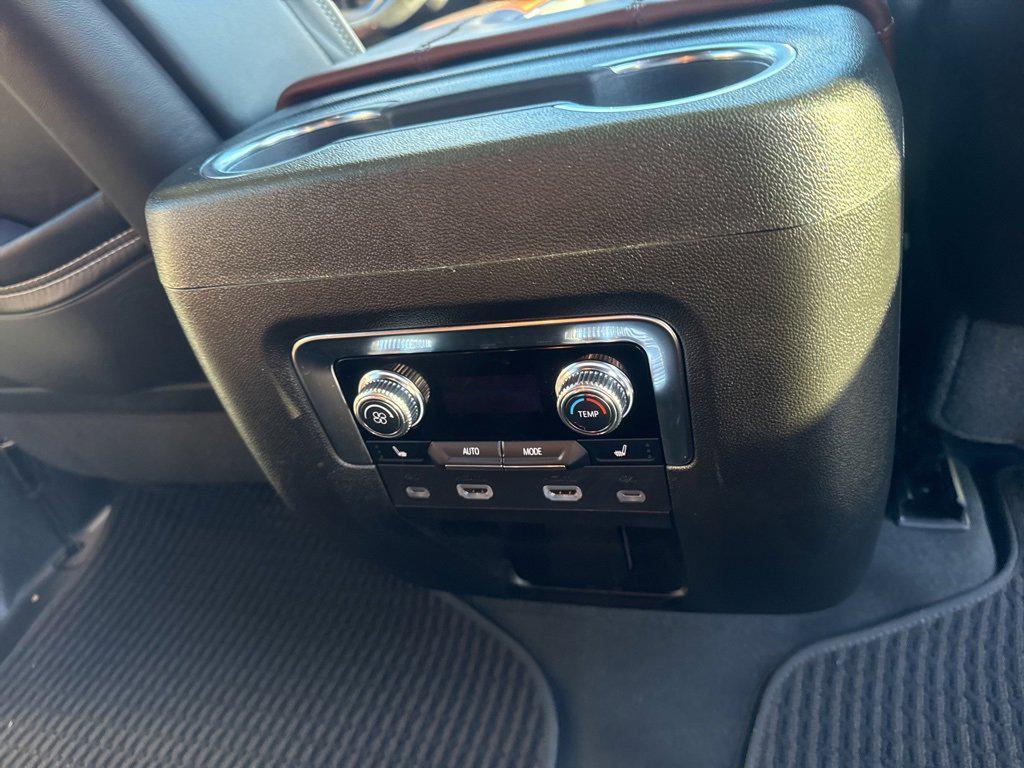 used 2024 GMC Yukon car, priced at $81,999