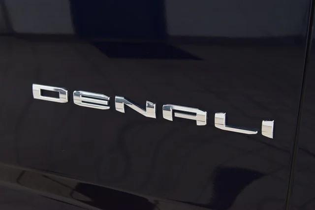 used 2021 GMC Yukon XL car, priced at $48,777