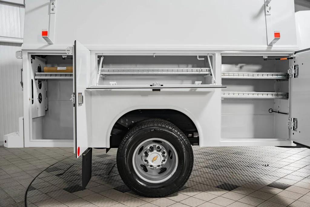 new 2025 Chevrolet Silverado 3500 car, priced at $75,638