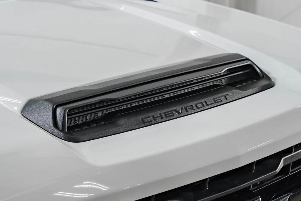 new 2025 Chevrolet Silverado 3500 car, priced at $75,638