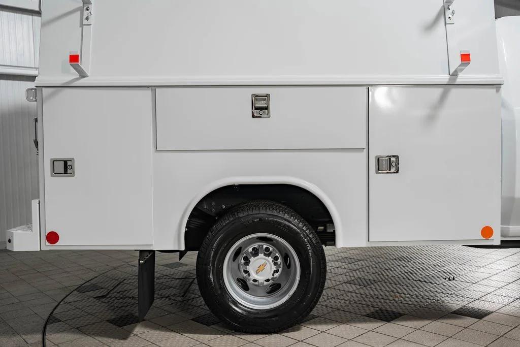 new 2025 Chevrolet Silverado 3500 car, priced at $75,638