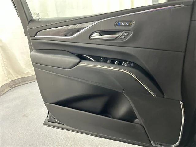 used 2022 Cadillac Escalade ESV car, priced at $68,999