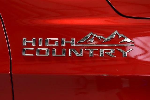new 2026 Chevrolet Suburban car, priced at $95,770