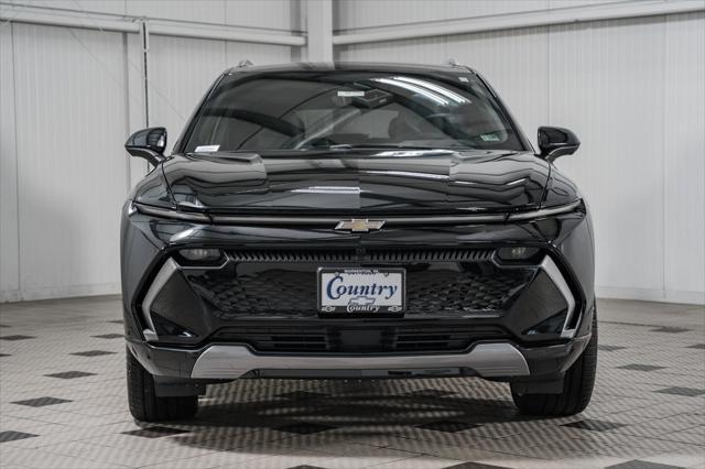 new 2025 Chevrolet Equinox EV car, priced at $46,690